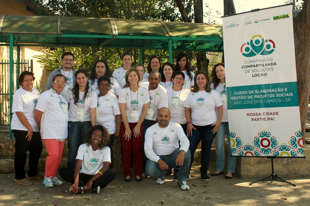 2014 - Curso de elaboração e gestão de projetos sociais em São José dos Campos (SP)